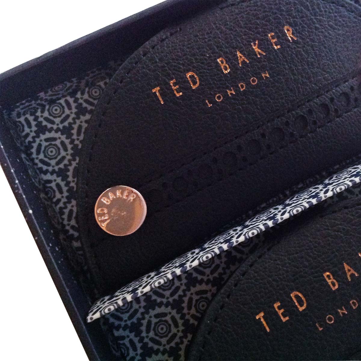 ted baker key wallet